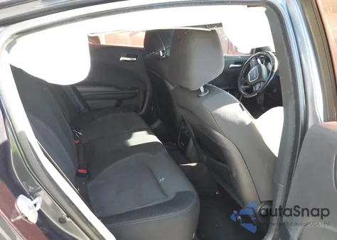 2017 Dodge Charger Se Rwd from USA, damaged, VIN 2C3CDXBG0HH525737